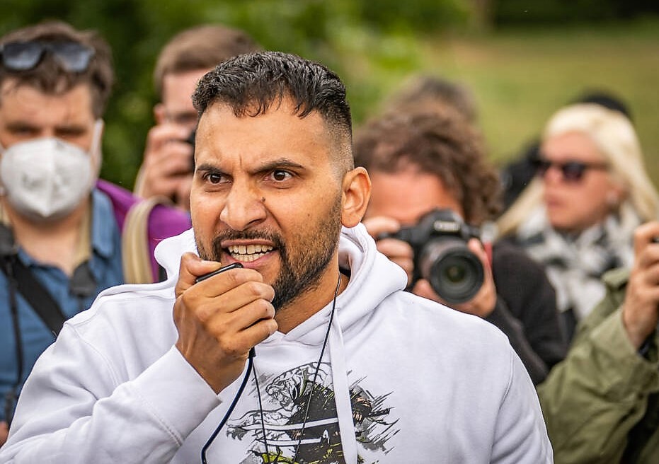 Attila Hildmann aufgespürt - Reporter enttarnen sein geheimes Versteck!