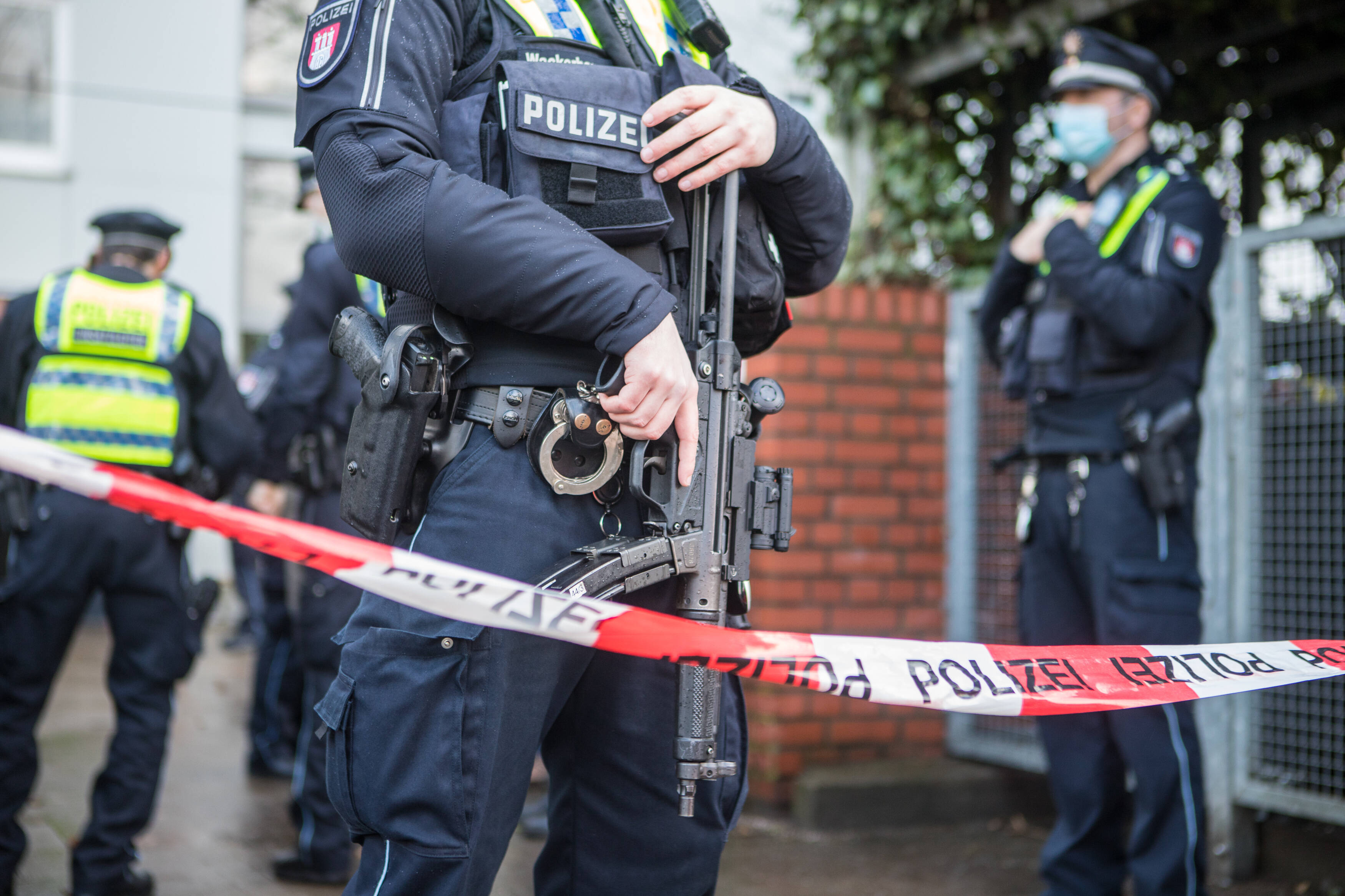 NRW - Axtmörder zu lebenslanger Haft verurteilt! Höchstrafe - Schreckliche Bluttat endet im Gefängnis