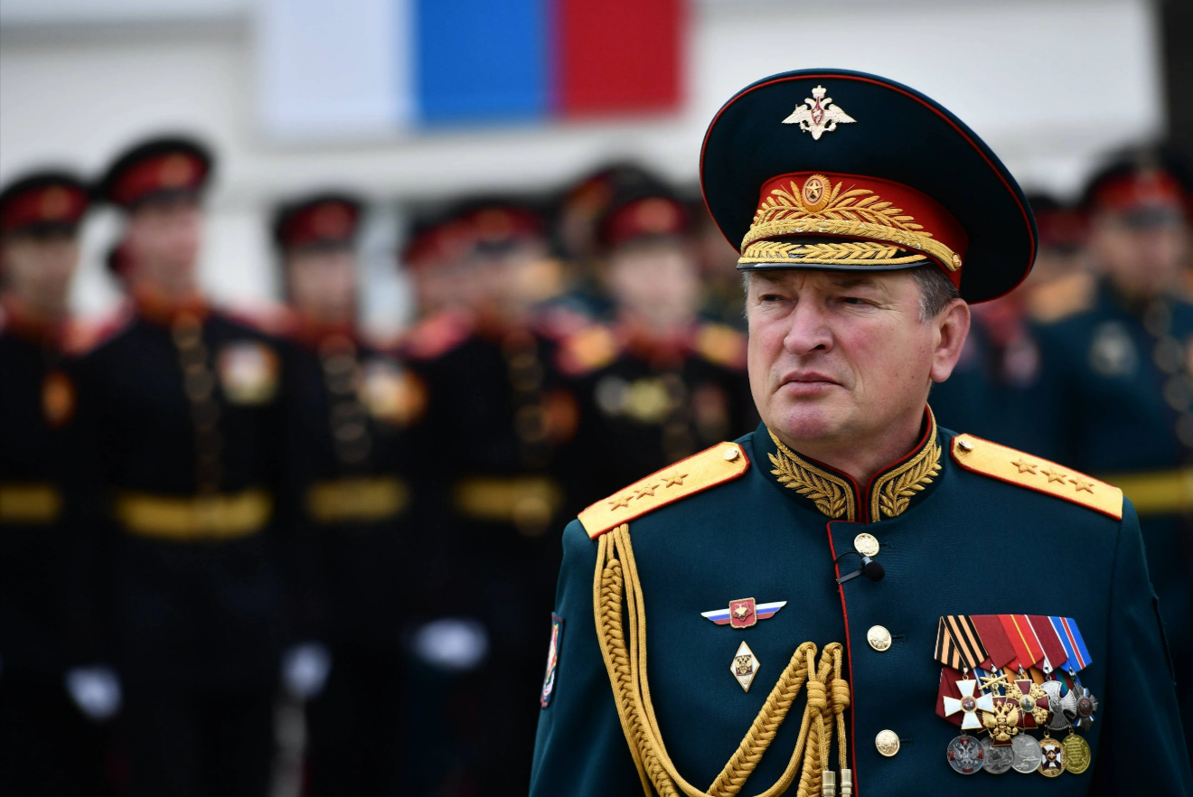 Russland wankt! NATO-Admiral sicher: Der Riese steht kurz vor dem Fall!