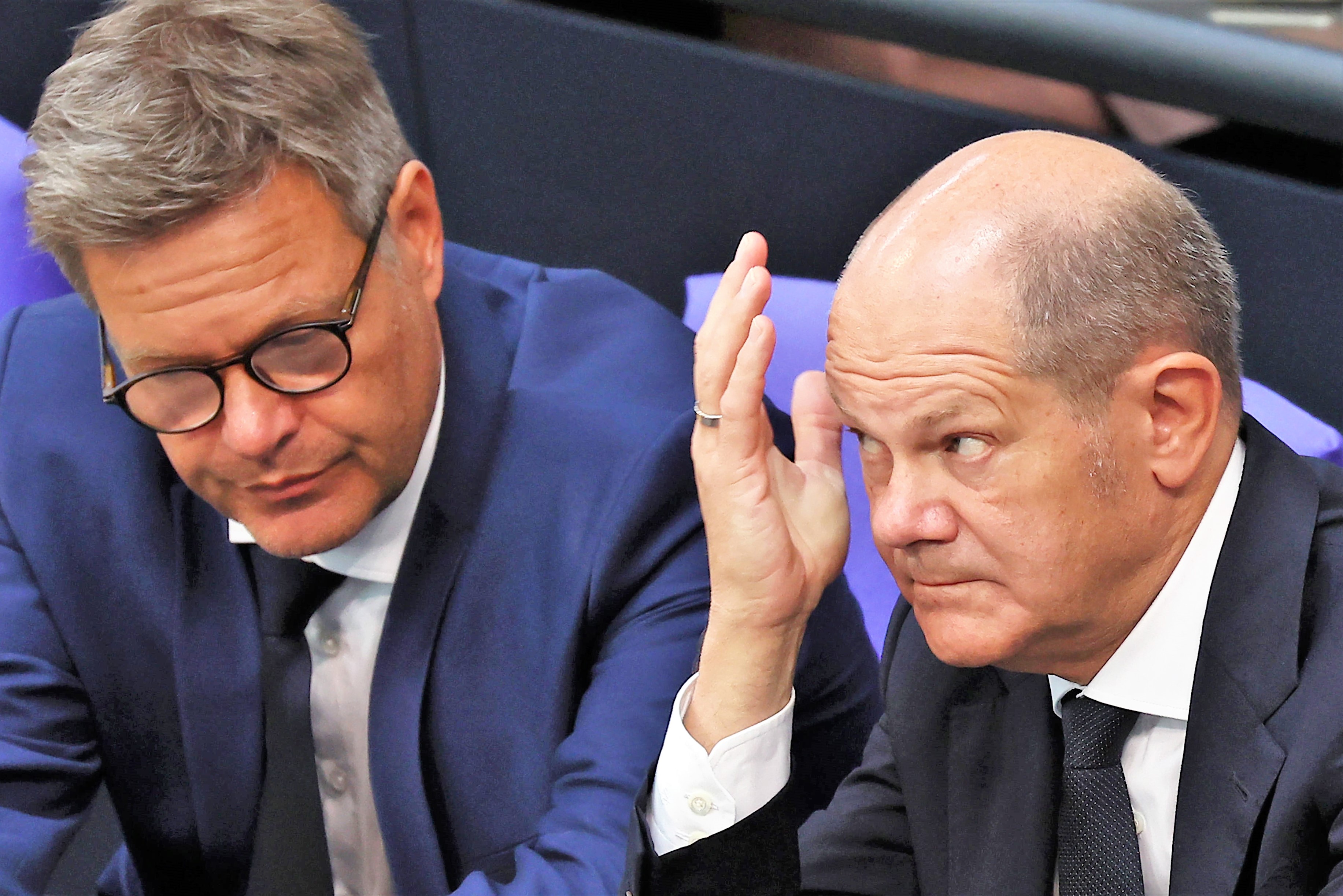 Steuererhöhung! Regierung fehlen 60 Milliarden - und wir dürfen jetzt zahlen!