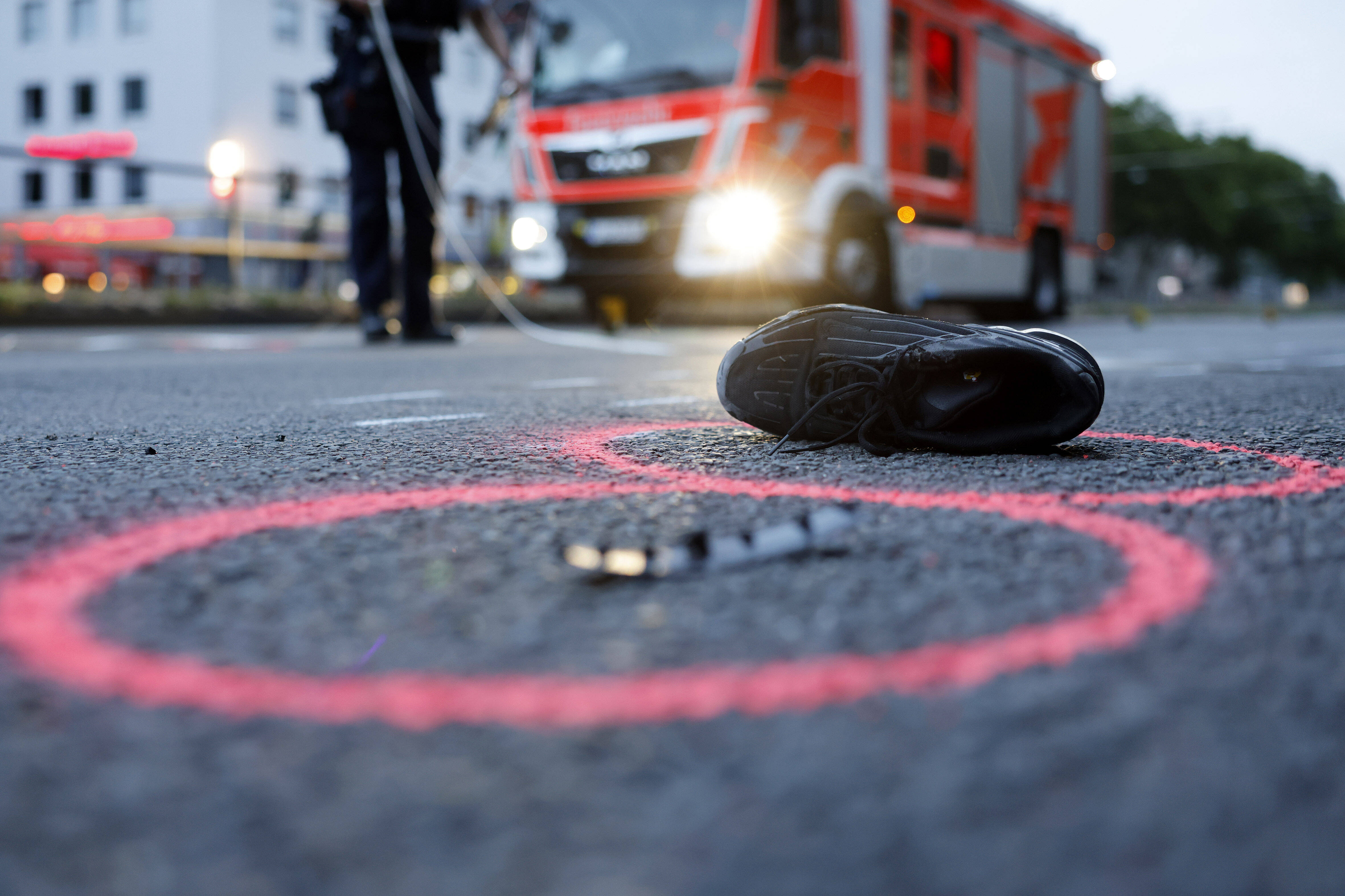 Motorradfahrer stirbt auf der Autobahn - Er wurde gleich zweimal überfahren!