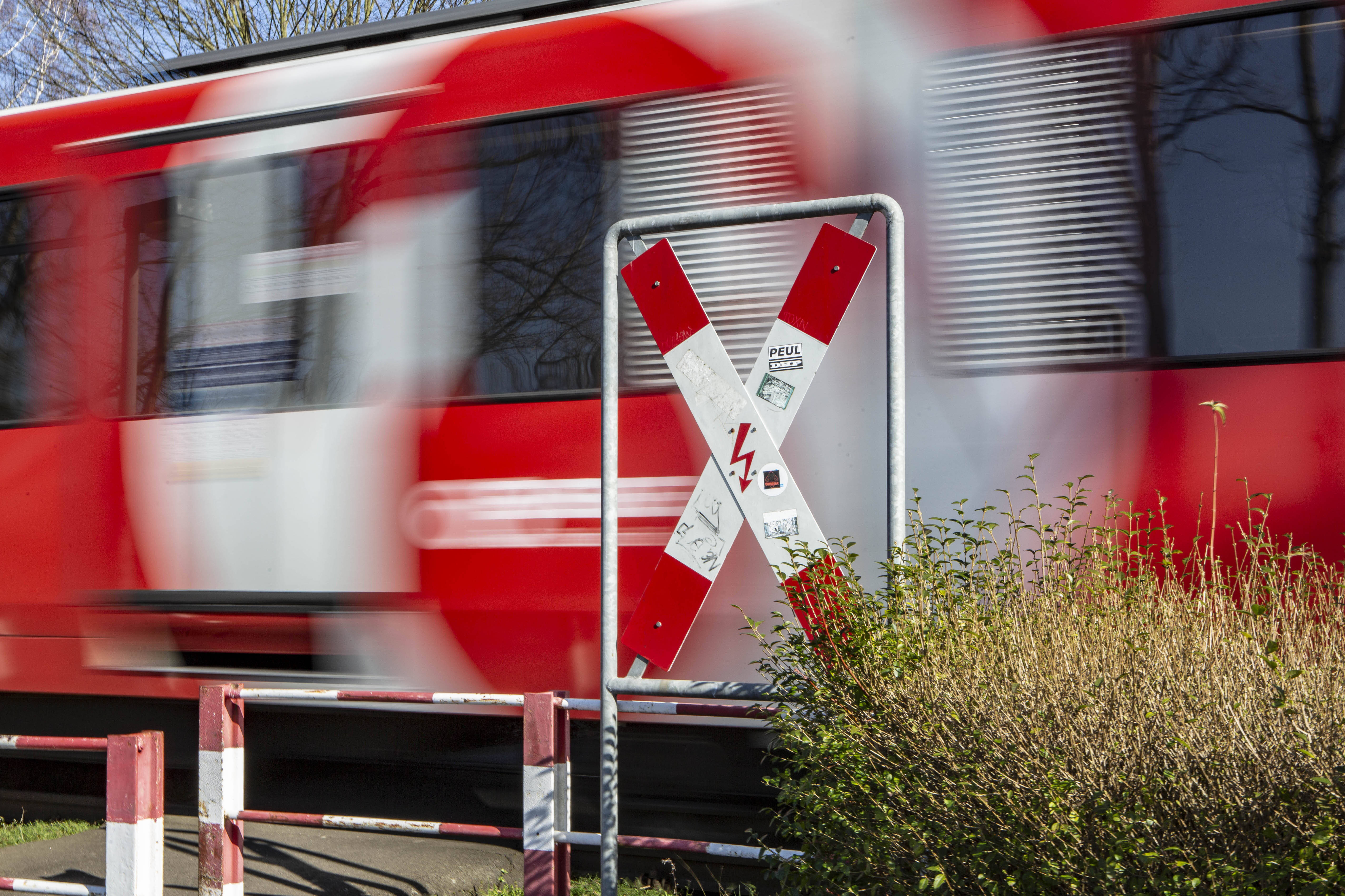 Deutschland geht in den Lockdown! Am 27.3. legt Verdi ganz Deutschland lahm!
